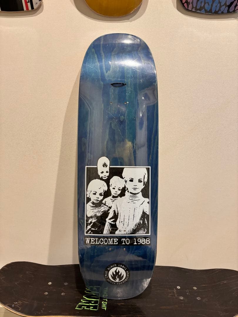 BLACKLABEL スケートボード　デッキ 9.5 Tugboat