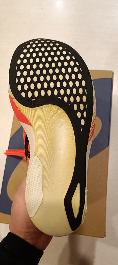 SPEED EDGE TOKYO ランニングシューズ 25.5cm