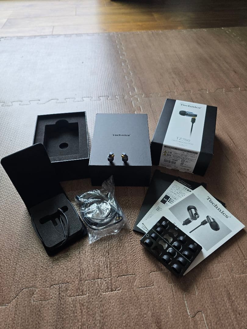 イヤホン Technics TZ700