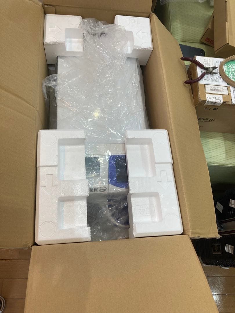 グローリー自動つり銭機ポスレジRT-300&RAD-300 カシオV -R200