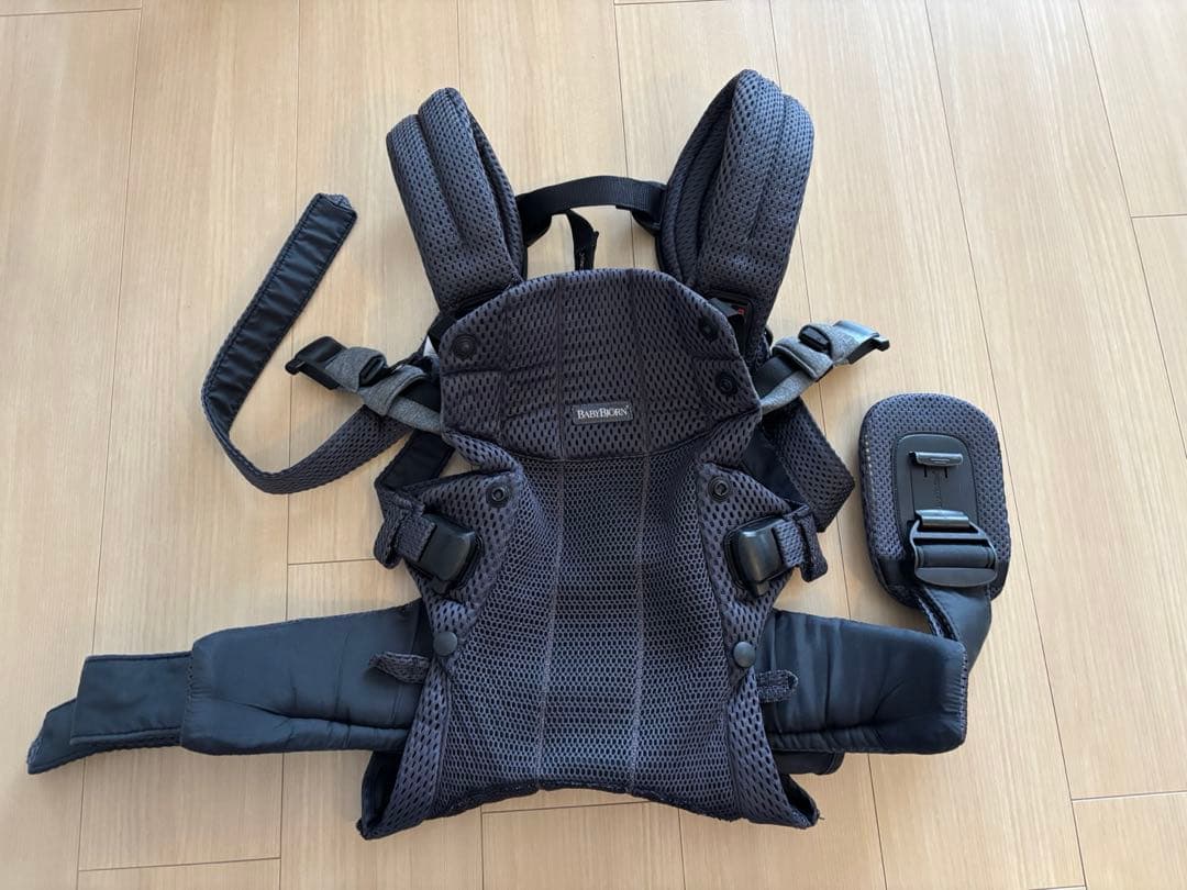 ベビービョルン 抱っこ紐 HARMONY