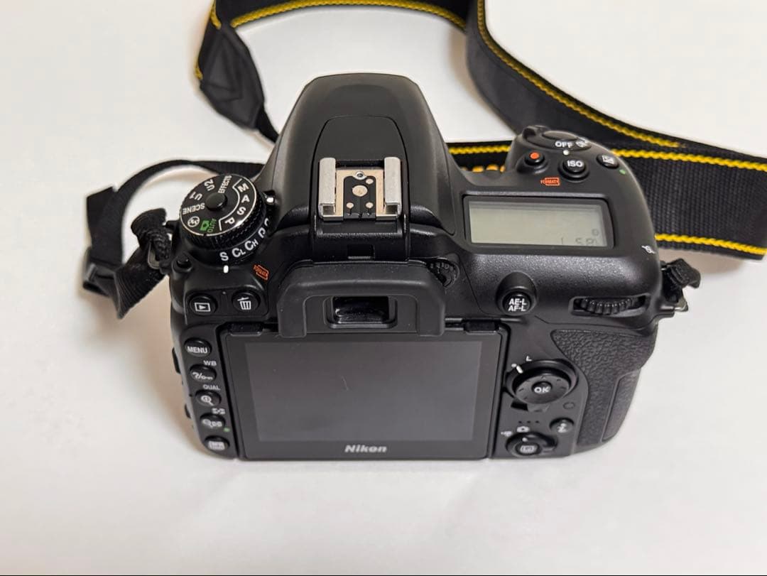 美品✨Nikon D7500 VRレンズキット（ハクバ　カメラバッグ付き）ニコン