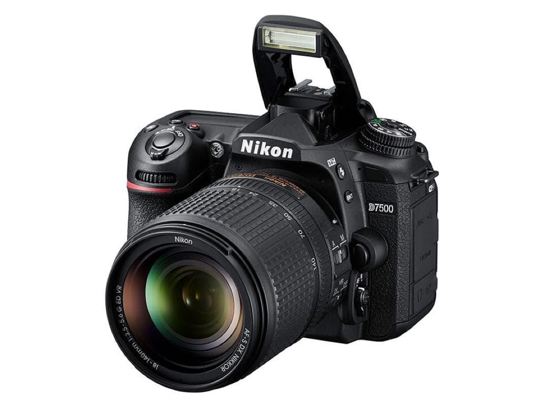 美品✨Nikon D7500 VRレンズキット（ハクバ　カメラバッグ付き）ニコン