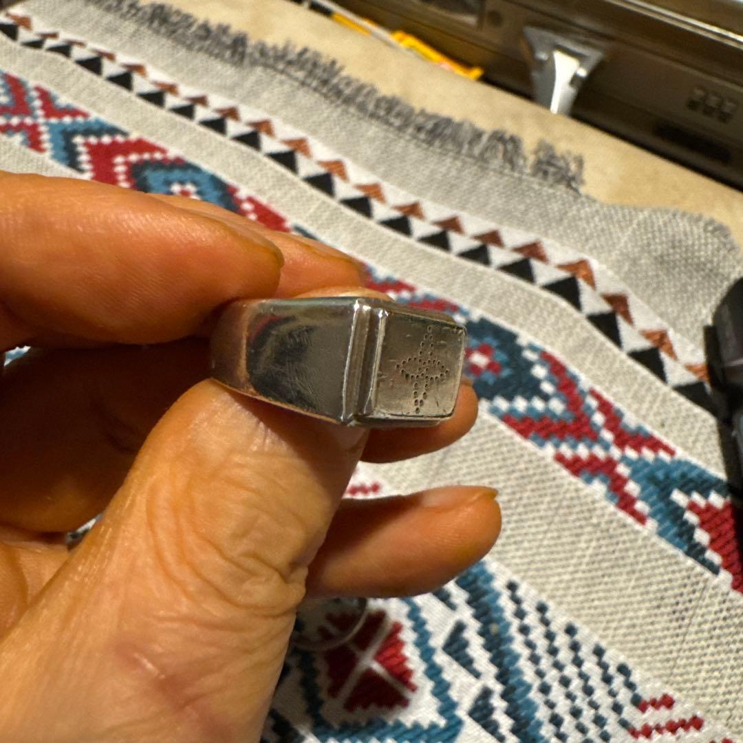 ルイ・ヴィトン　リング