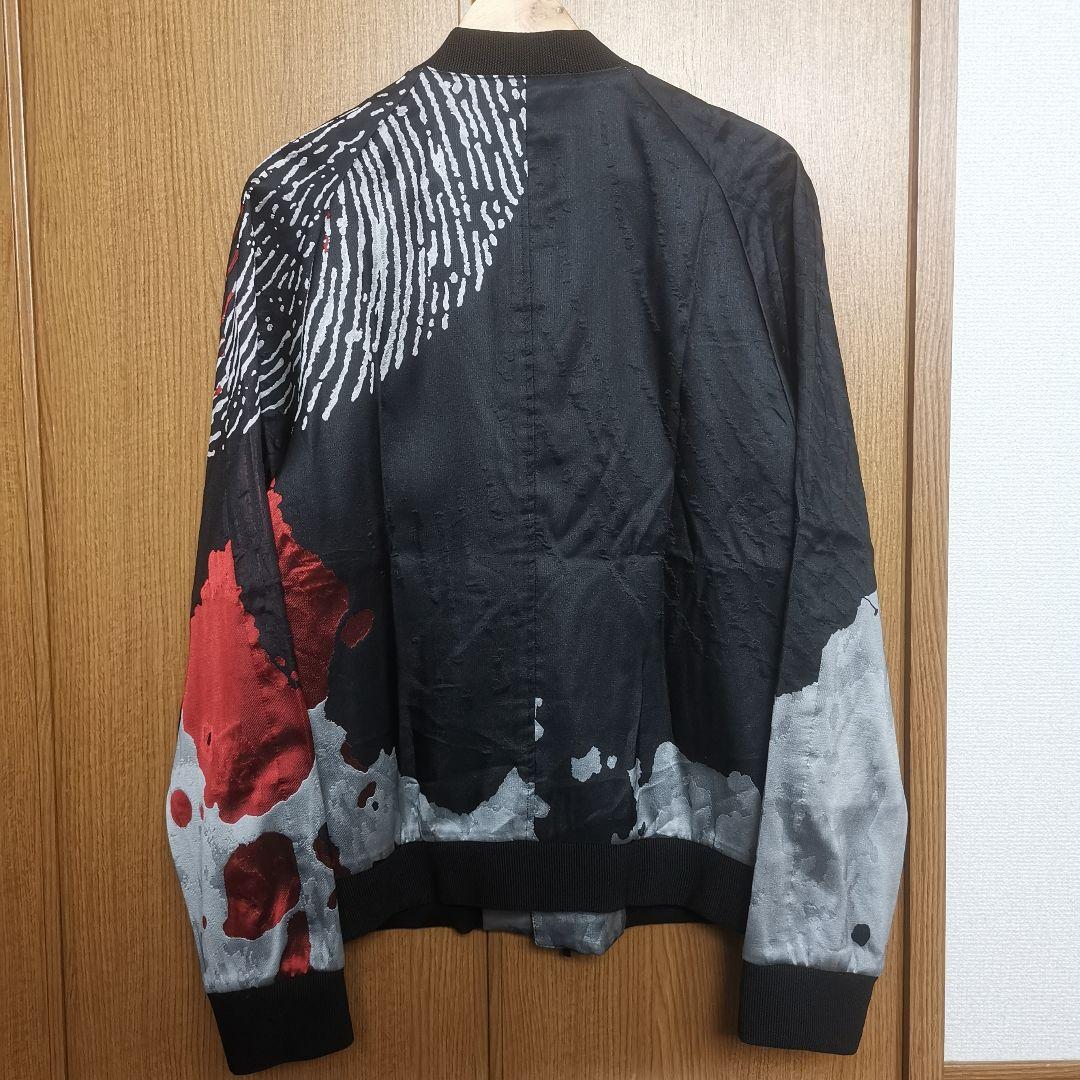 GACKT着用 EMPORIO ARMANI 指紋柄ボンバージャケット 52