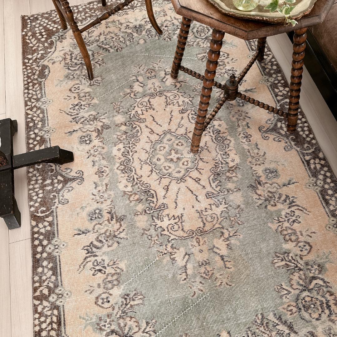 トルコ ヴィンテージラグ A111 定番 ベージュ セージグリーン ブラウン
