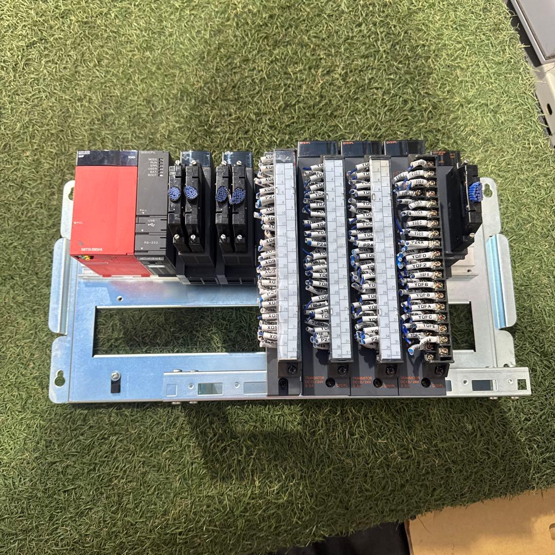 三菱電機Q61P/Q02UCPU/QX42/QY51PL/QD75P2N