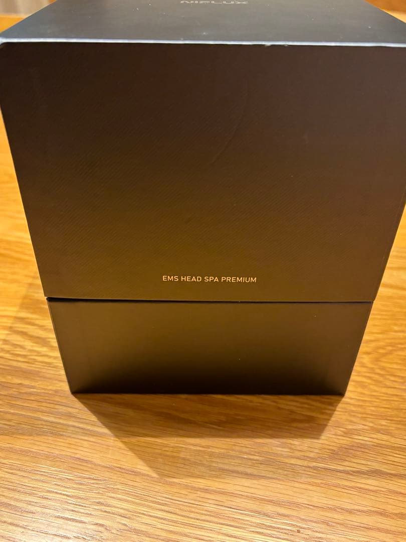 NIPLUX EMS HEAD SPA プレミアムヘッドマッサージャー　美顔器