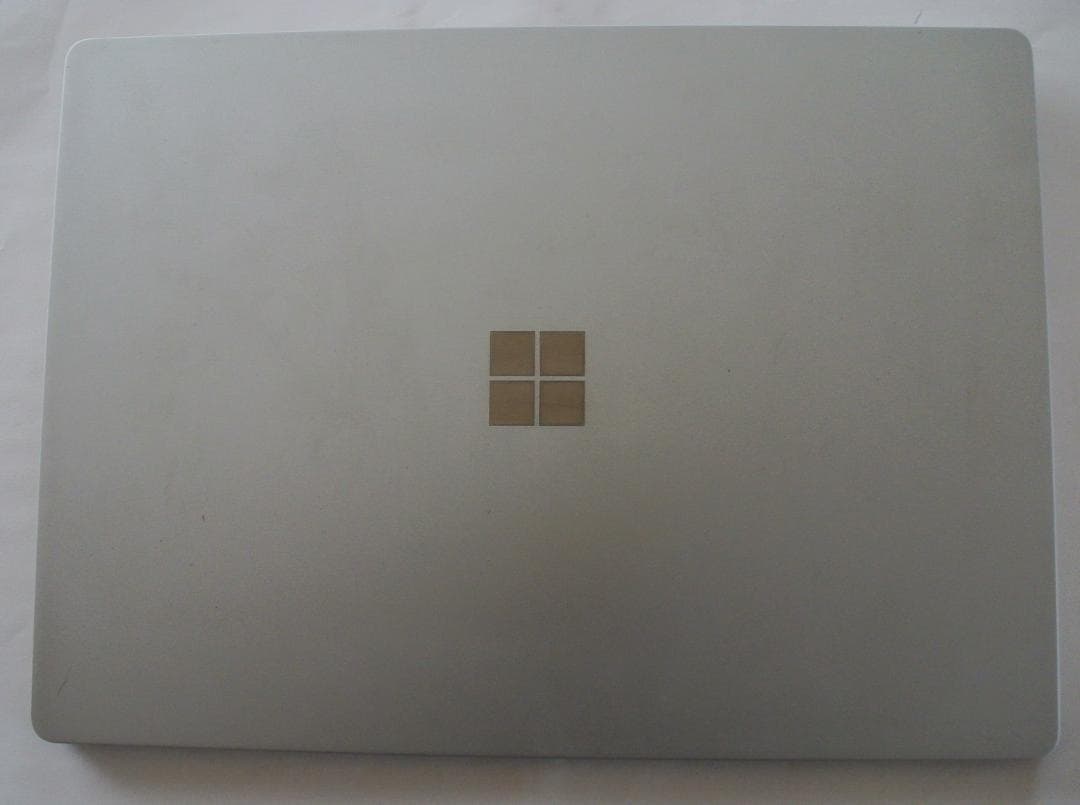 ゆ*3様 Microsoft Surface Laptop 2 1769