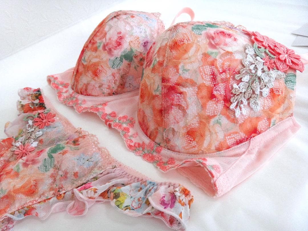 ワコール ルジェ ブラジャーF75 & ショーツM　ピンクオレンジラメ