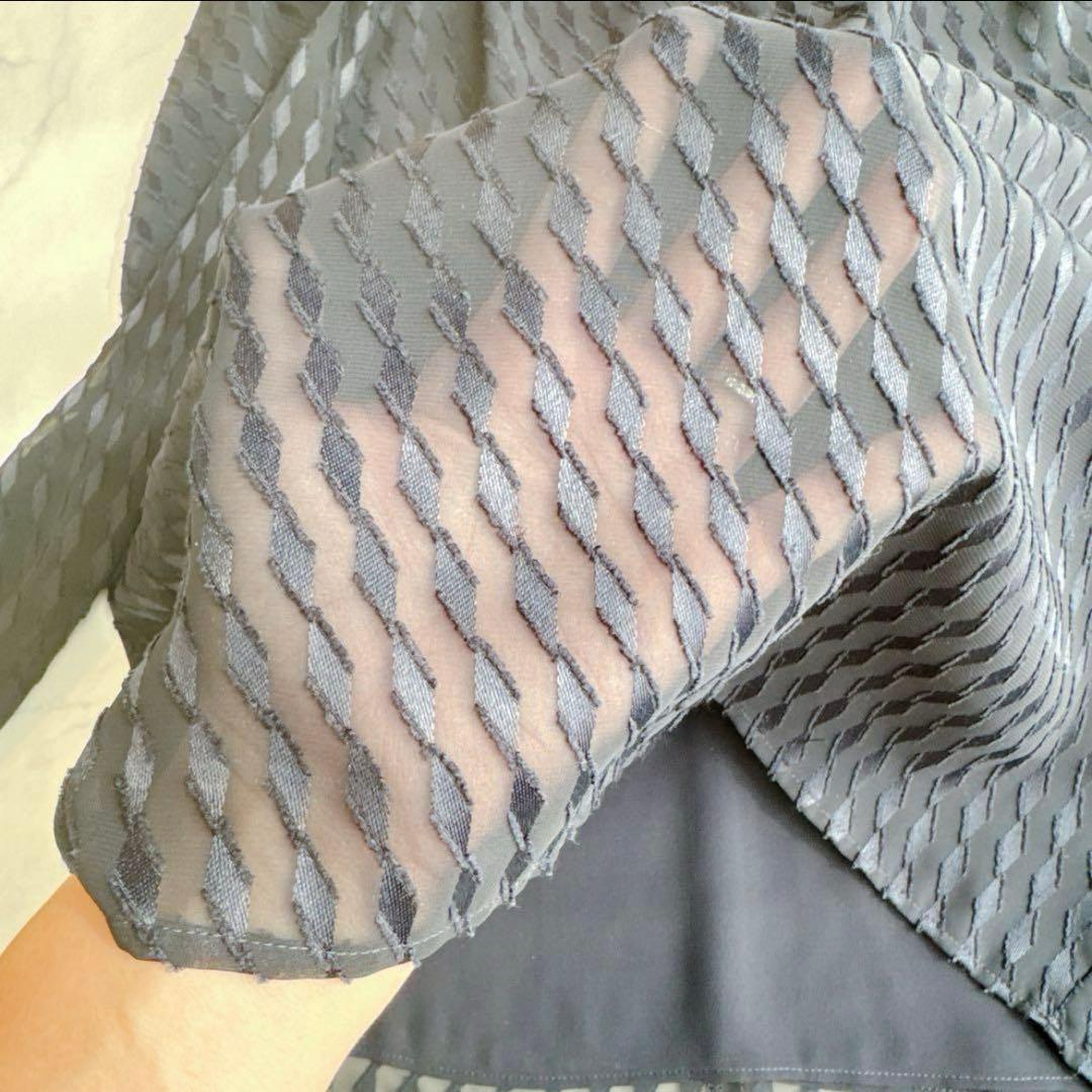 ピンキーアンドダイアン◆バイアスダイヤ柄カットジャカードブラウス　ブラック