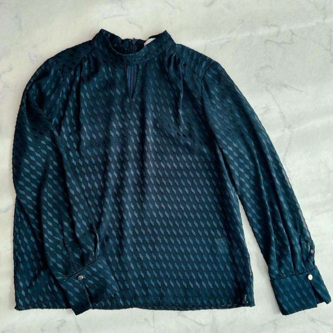 ピンキーアンドダイアン◆バイアスダイヤ柄カットジャカードブラウス　ブラック