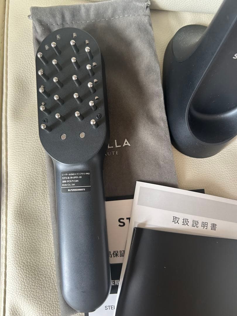 STELLA BEAUTE★レーザー&EMSリフトブラシ PRO 美品　一式あり