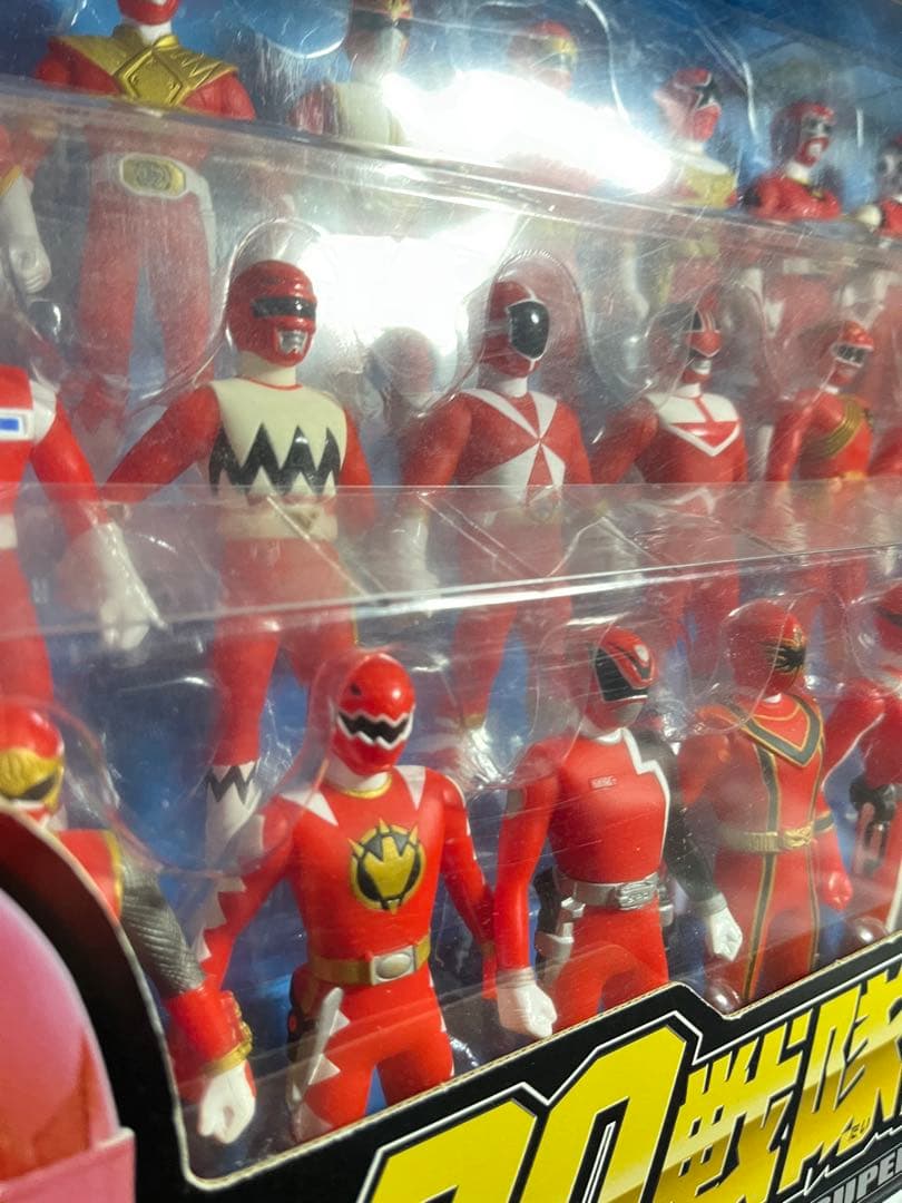 Y*I様 30戦隊レッドヒーロー大集合　スーパー戦隊シリーズ　バンダイ