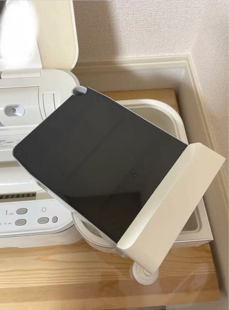 SAQINA　サキナ　美顔器　スチーム　赤外線　ビジュー　エステ