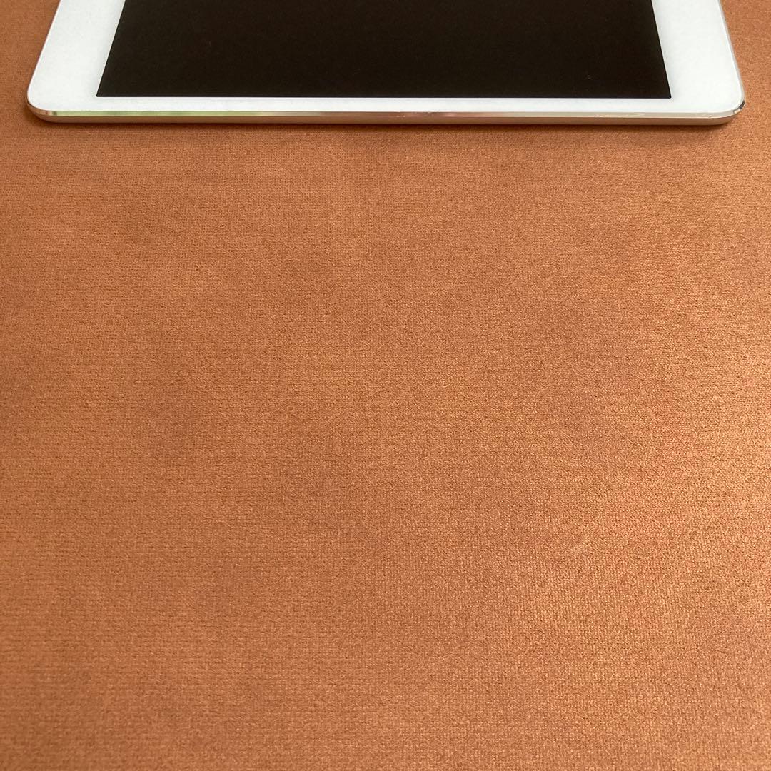 46 極美品新品級☆電池新品☆iPad mini4 第4世代 128GB☆