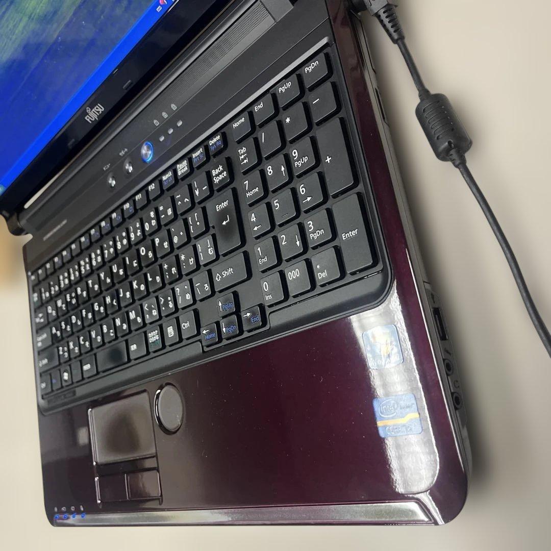 ☆格安美品☆Windows XP☆ブルーレイ付き15.6インチ大画面ノートPC☆