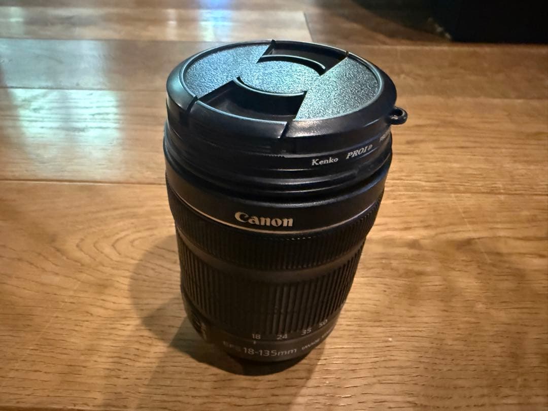 Canon EF-S 18−135mm F3.5-5.6 IS STM ズーム