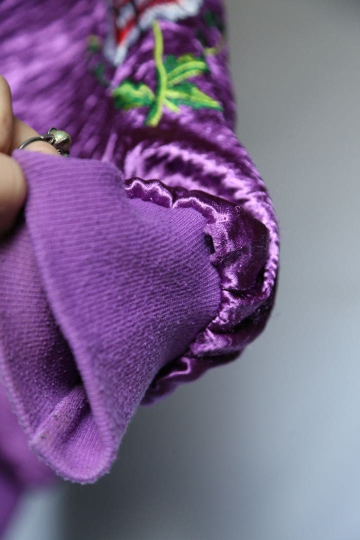 ヴィンテージコリジャン　KOREA 紫色 花柄刺繍 スカジャン