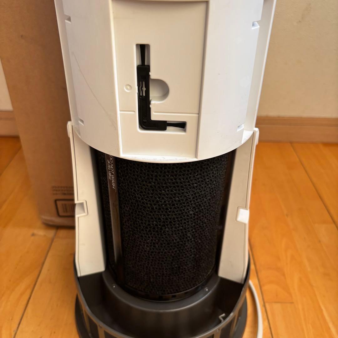 【送料込み】SHARP DY-S01-W 脱臭機 ホワイト　お得