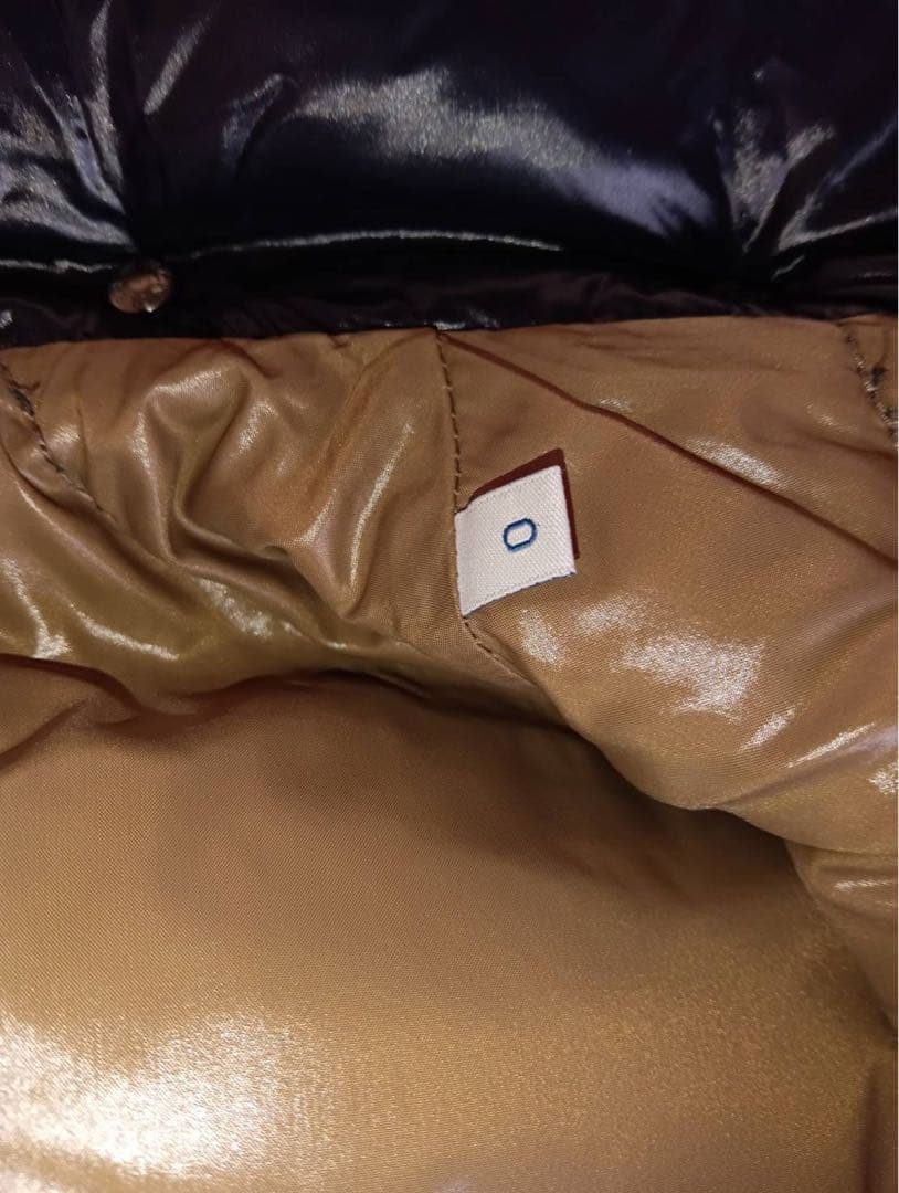 MONCLER K2ダウンジャケット