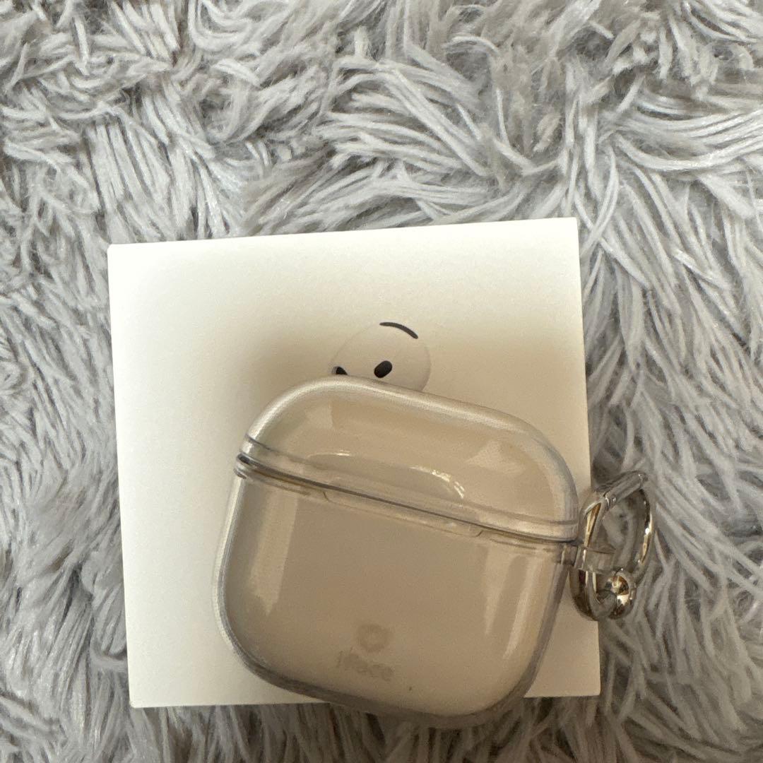 【美品☆】AirPods 第4世代 ノイズキャンセリング搭載モデル ケースつき