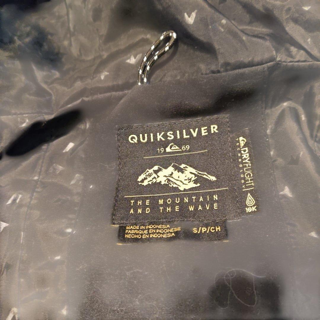 美品 QUIKSILVER スノーボードウェア S/P/CH Jacket