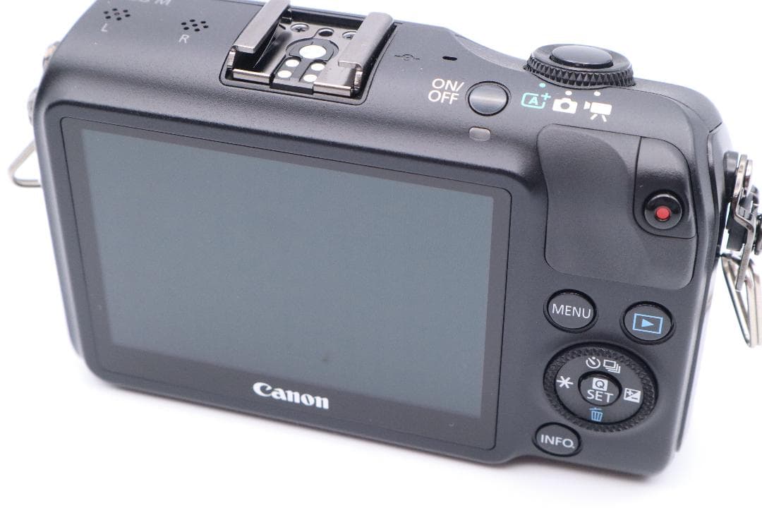 Canon EOS M ＋ 18-55mm ＋ 22mm ＋ Flashなど