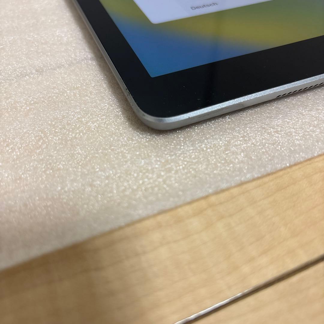 iPad 第5世代 32GB Wifi+Cellular A1823