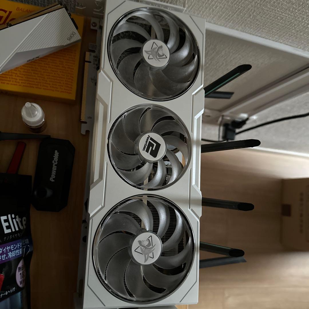 HELLHOUND グラフィックボード ホワイト a m d 7900xtx