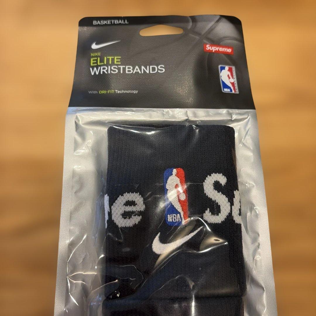 Nike Elite Wristbands ブラック Supreme コラボ