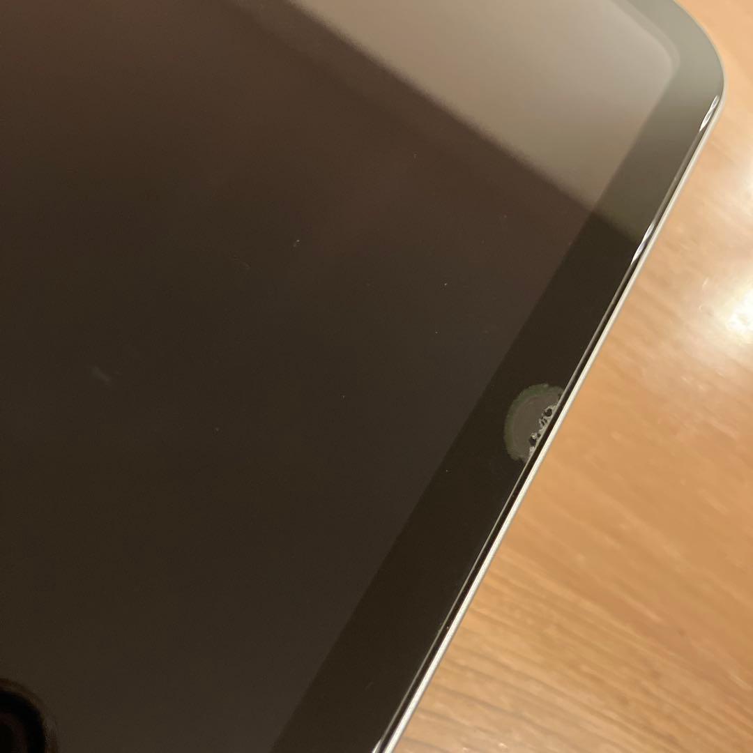 iPad 第10世代 64GB 若干の曲がりあり シルバー MPQ03LL/A