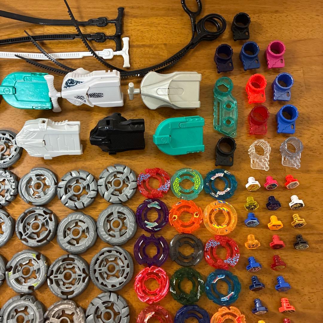 メタルファイトベイブレード　まとめ売り　ランチャー付き