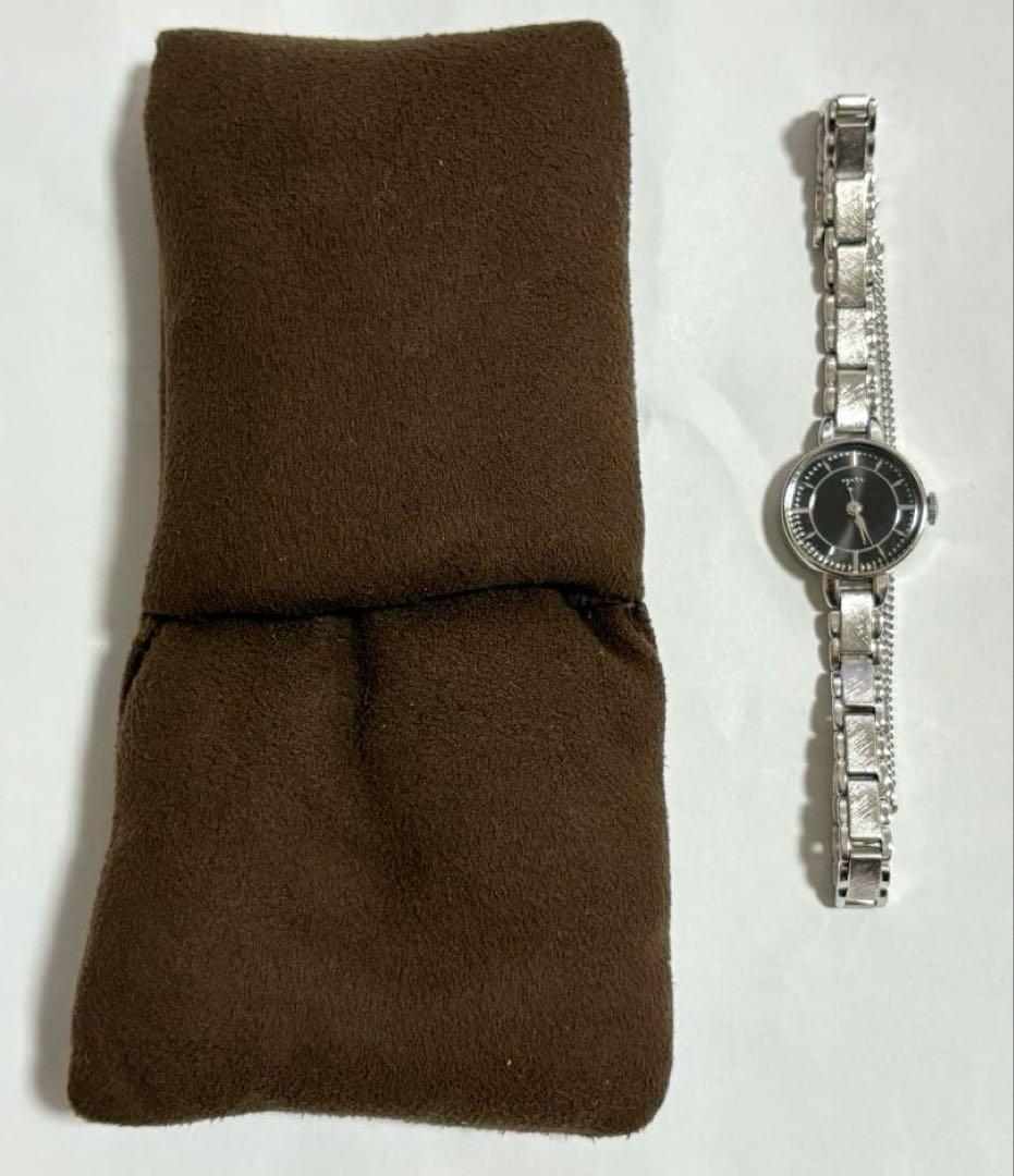 agete アガット腕時計　レディース　黒文字盤　金属ベルト　電池交換済み