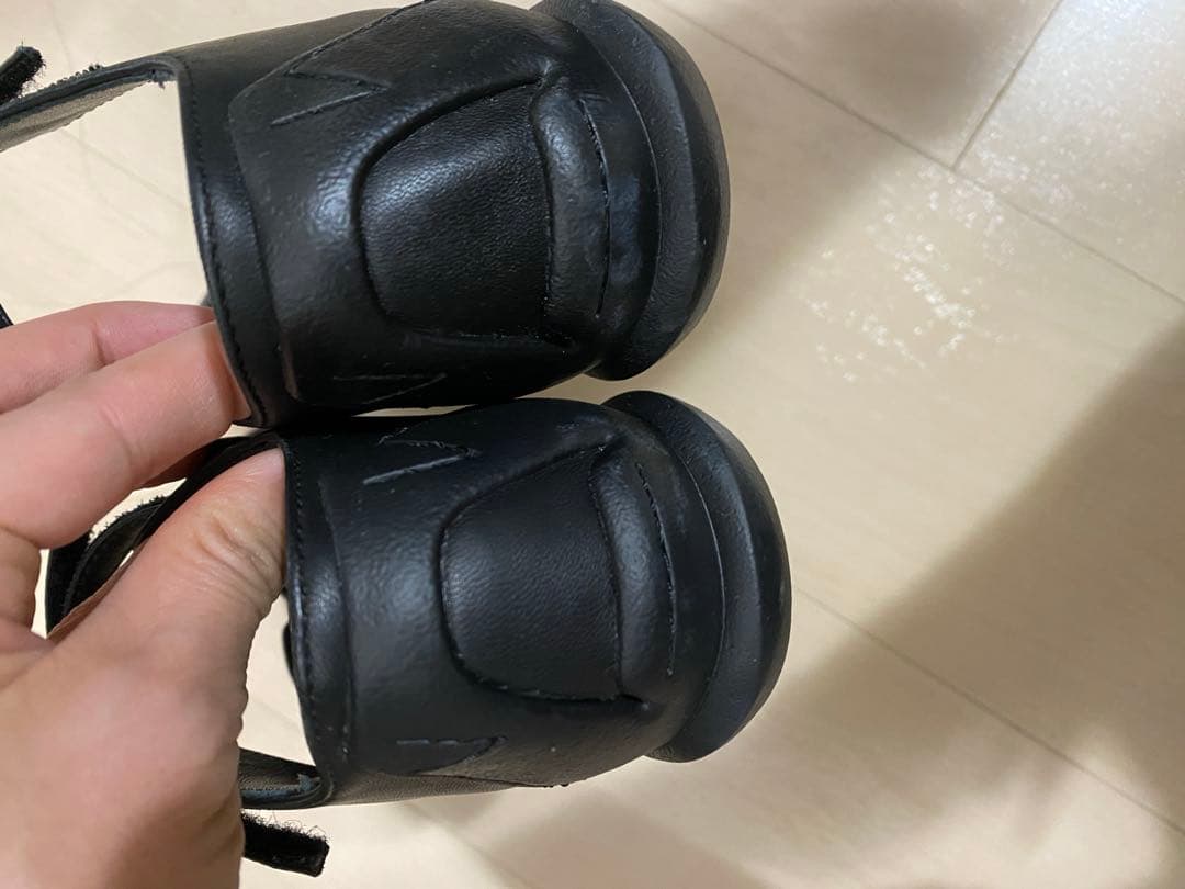 SHISEI ブラック フラットサンダル