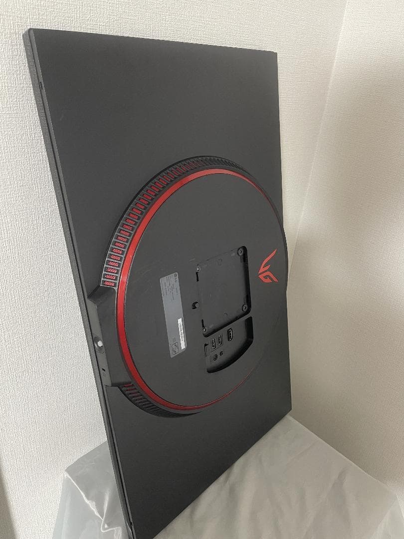 LG 32GP83B-B ゲーミングモニター 本体 スタンドなし モニターのみ