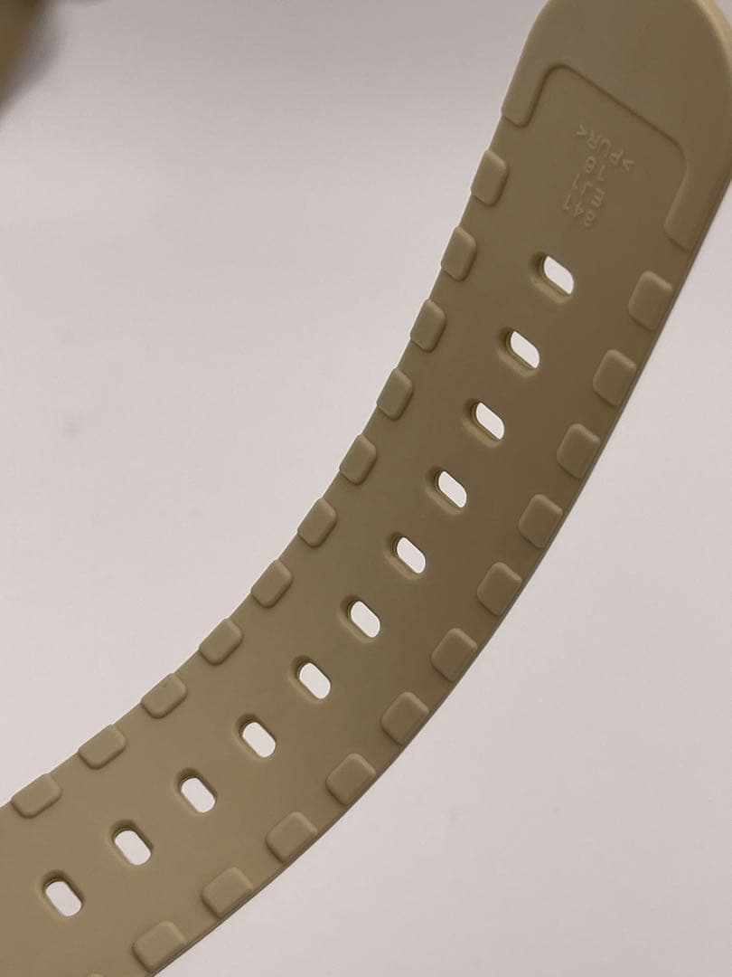 美品 CASIO G-SHOCK AWG-M510SEW-7AJF ベージュ