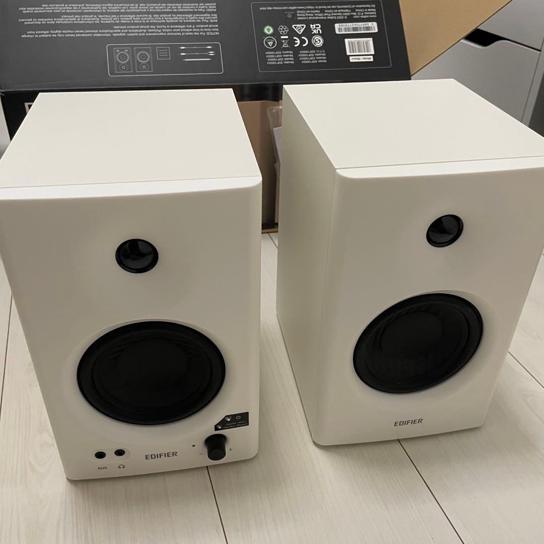 美品　Edifier MR4