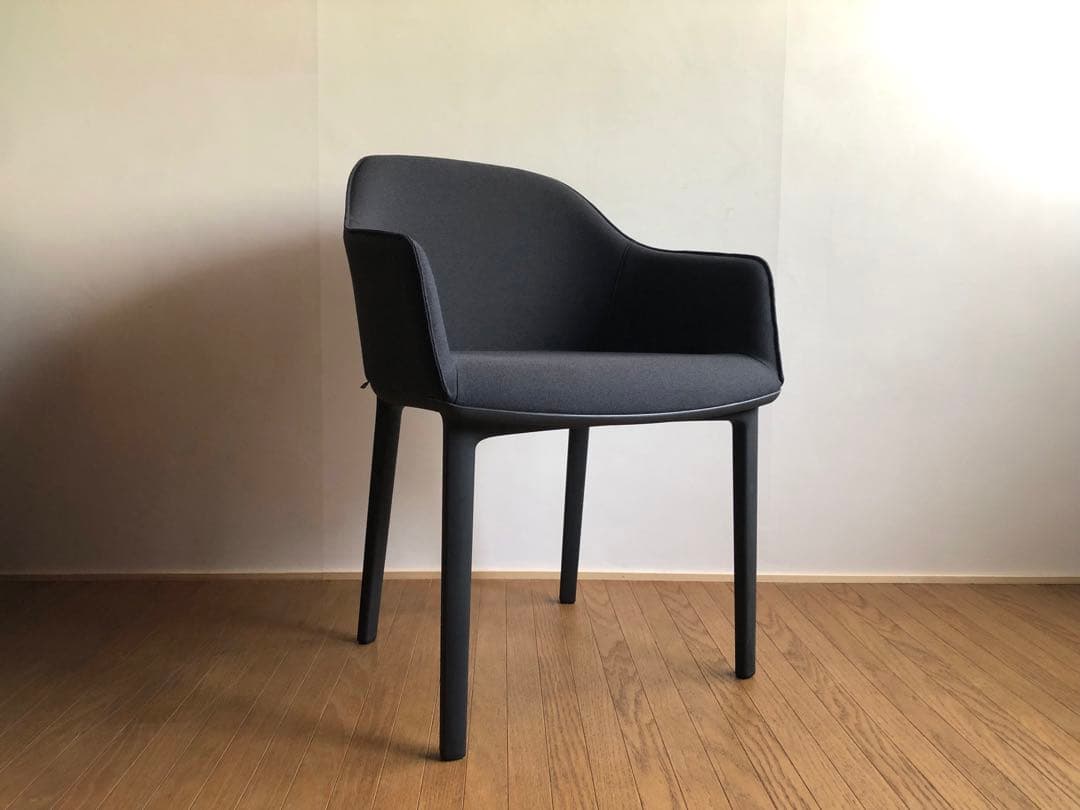 Vitra ヴィトラ ソフトシェル アームチェア ① ロナン&エルワンブルレック