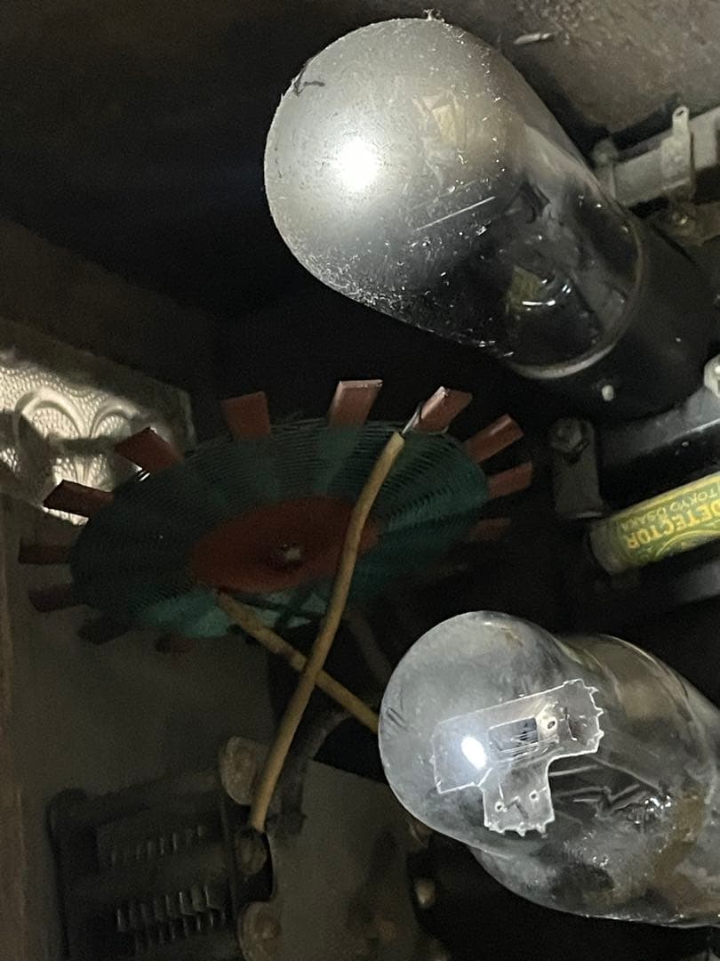 戦前 真空管ラジオ 青島無線工業系 木製キャビネット 彫刻 AM受信 資料的価値