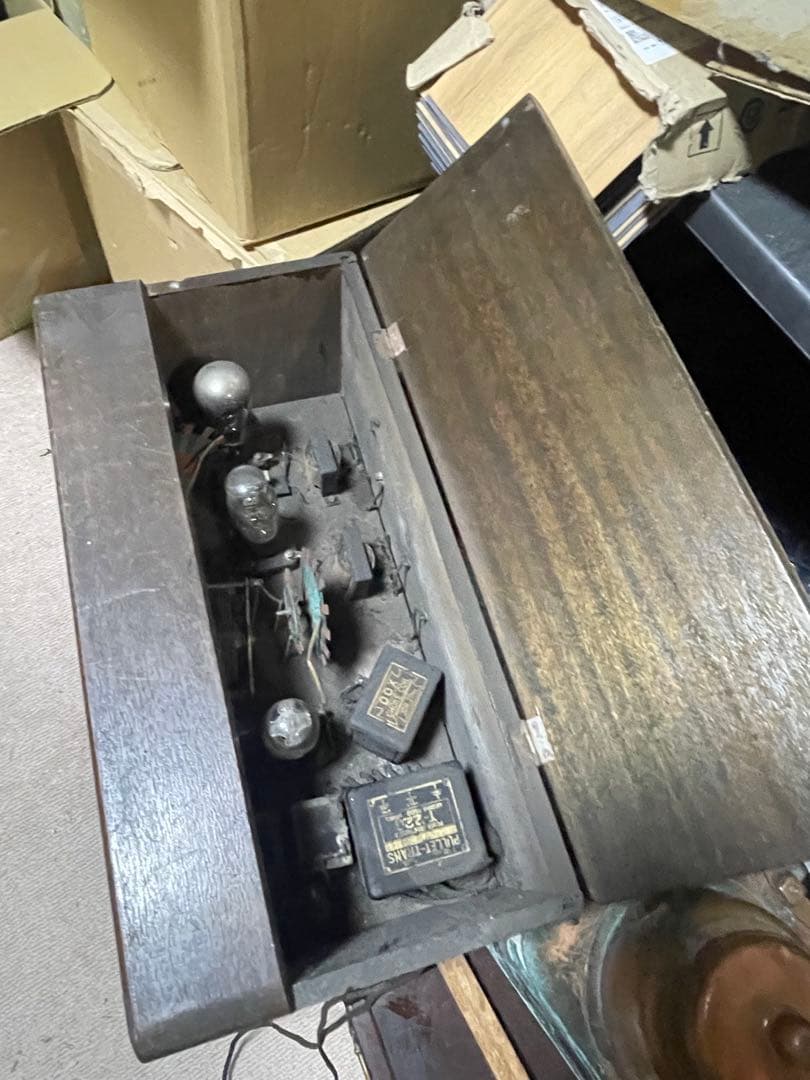 戦前 真空管ラジオ 青島無線工業系 木製キャビネット 彫刻 AM受信 資料的価値