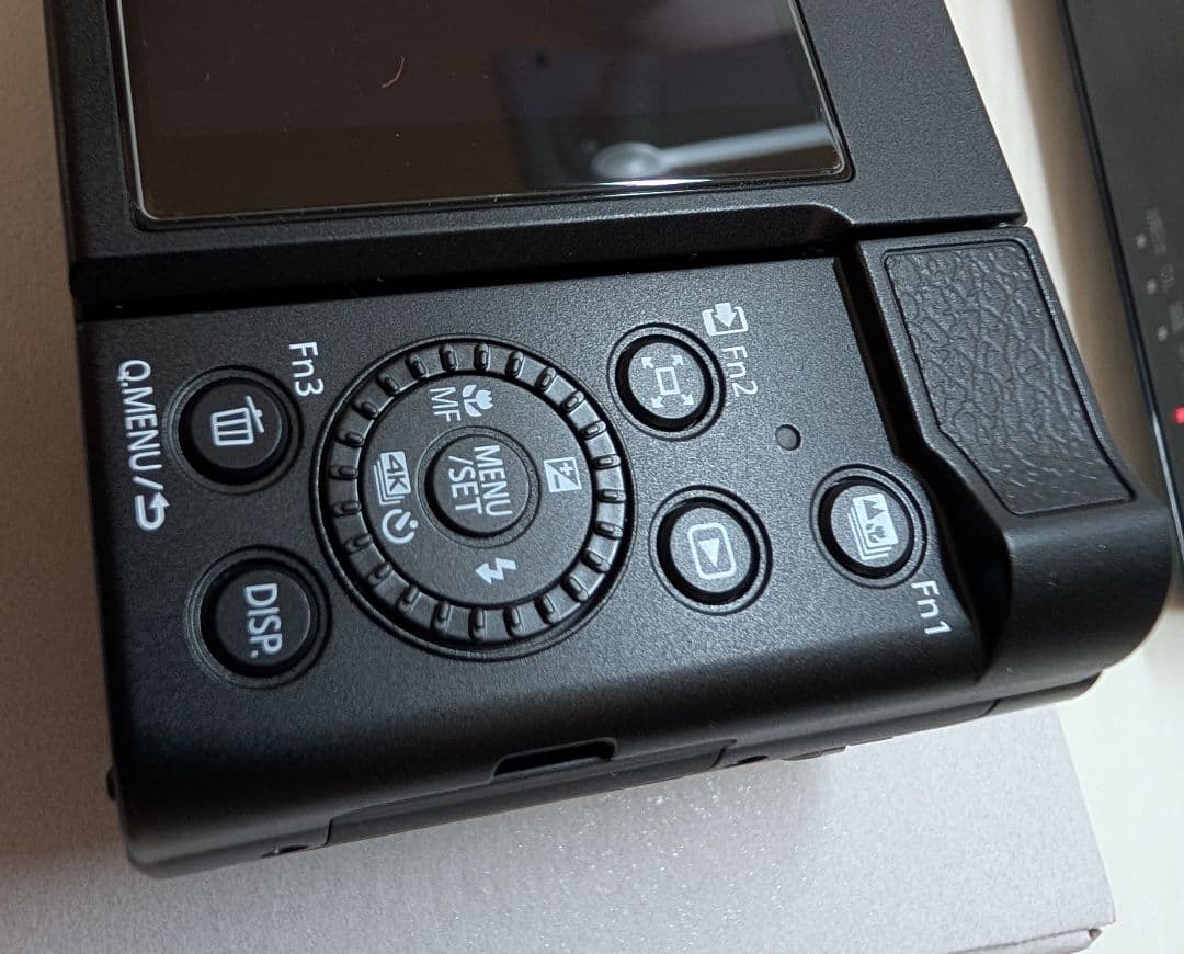 美品 Panasonic LUMIX DC-TZ99 ブラック