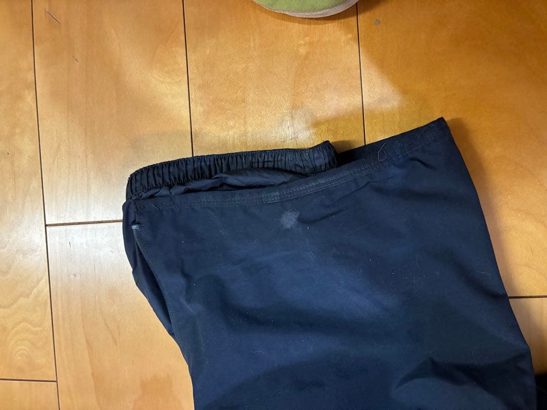 [ak] BURTON スノーボードウェアMサイズ、パンツＳサイズ　上下セット