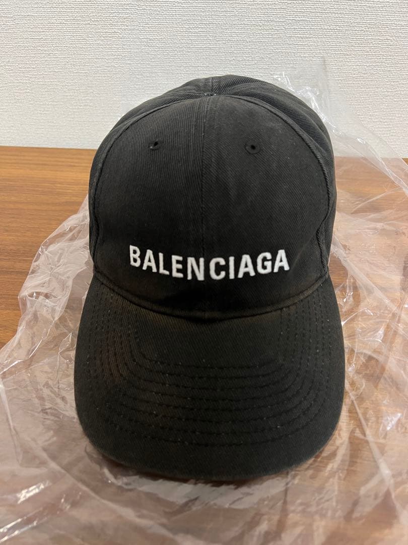 バレンシアガ　レディース　キャップ　ブラック　黒