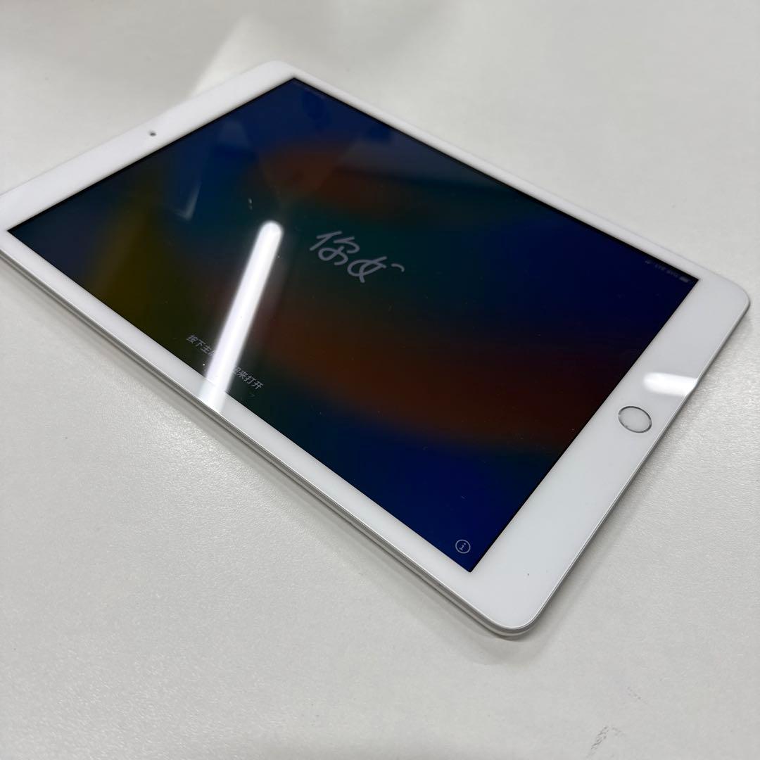 Apple iPad7 シルバー 本体