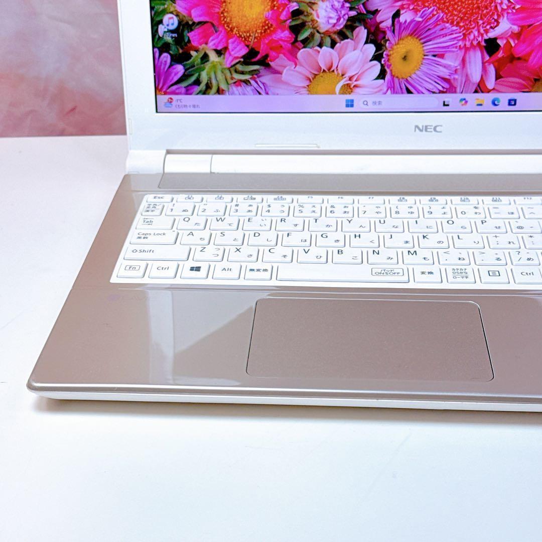 ❤️新品SSD＆16GB❤️windows11薄型ノートパソコン カメラオフィス