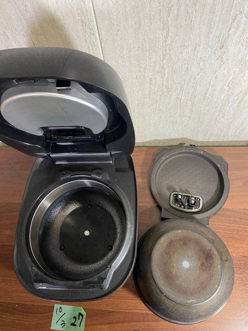 タイガー 炊きたて JPH-A100 土鍋 圧力 IH炊飯器 5.5合炊き 美品