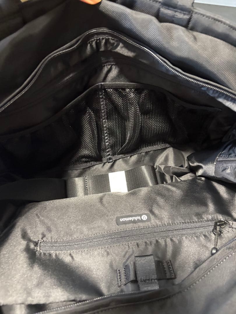 新品⭐️Lululemon ⭐️bag⭐️25L