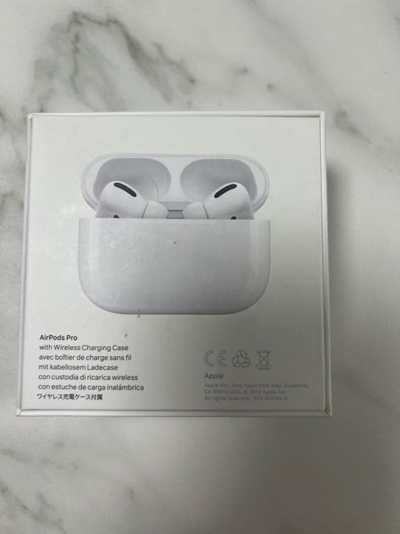【美品】AirPods Pro ワイヤレスイヤホン 第一世代