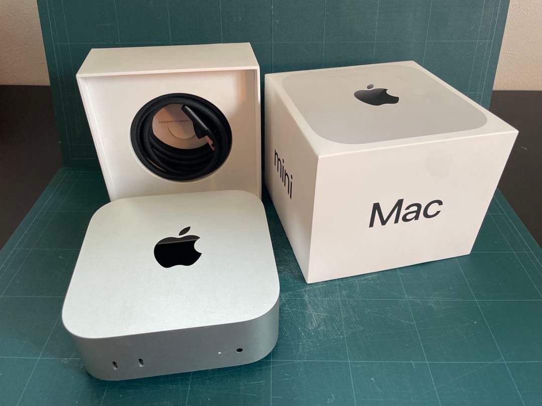 Mac mini M4 16GB 256GB (2024) 箱ケーブル付き
